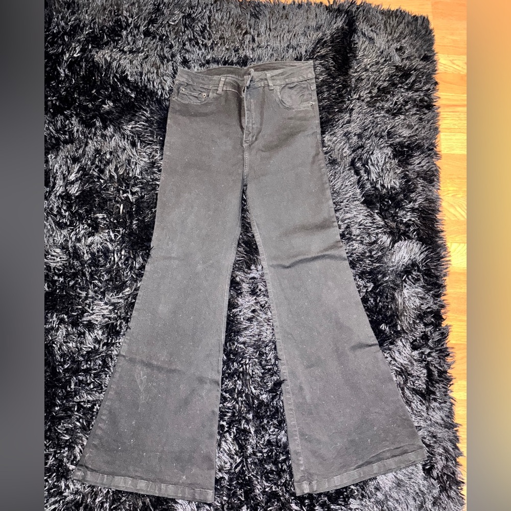 Black Flared Jeans